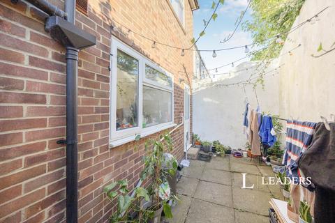 undefined, Nelson Avenue, Portsmouth, PO2