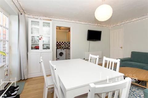 2 bedroom flat to rent, Laburnum House, The Beeches, CB4