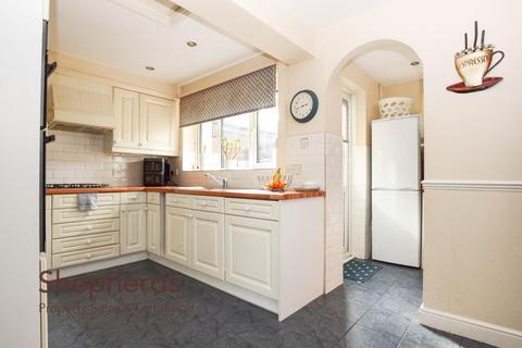 8 Conifer Close, Waltham Cross, EN7 6EY