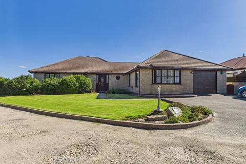 4 bedroom bungalow for sale, Connor Downs, Hayle - Versatile accommodation