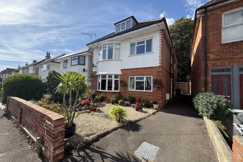 3 bedroom property for sale, Seaward Avenue, Southbourne