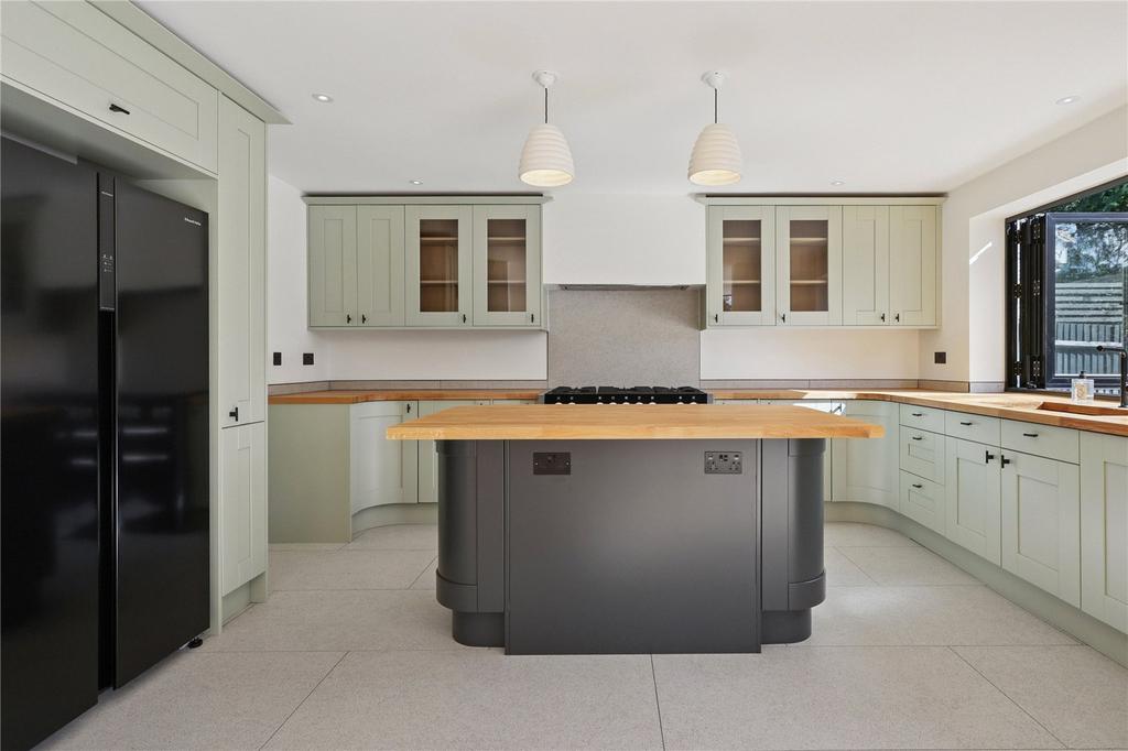 Kitchen/Dining