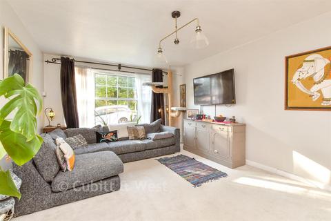 2 bedroom ground floor flat for sale, Withdean Rise, Brighton, East Sussex