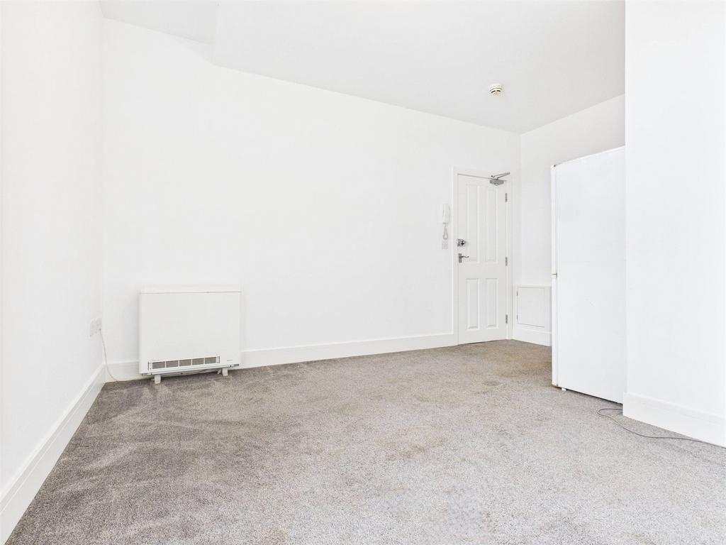 Studio Room
