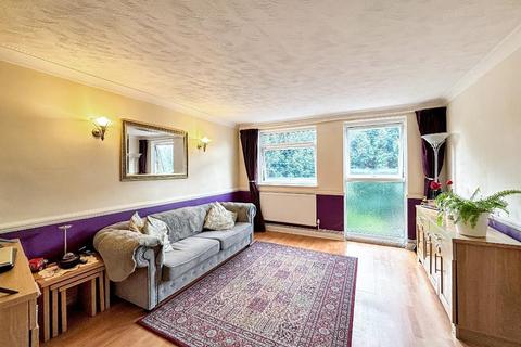 1 bedroom flat for sale, Pixton Way, Croydon CR0