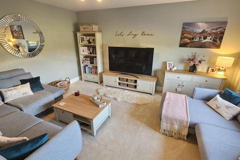 5 bedroom detached house for sale, Buckthorn Drive, Aslockton