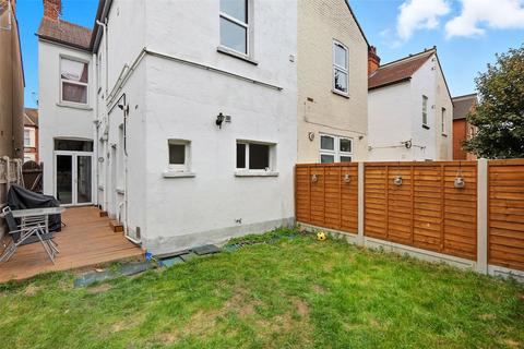2 bedroom apartment for sale, Whitegate Road, Southend-on-Sea, Essex, SS1