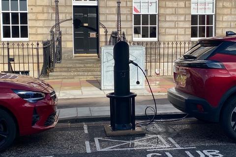 Office to rent, 13 Melville St Edinburgh EH3 7PE
