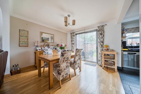 undefined, Suncote Avenue, Bedfordshire LU6