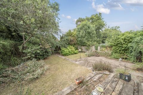 32 Vernon Drive, Harefield, Uxbridge, UB9 6EG