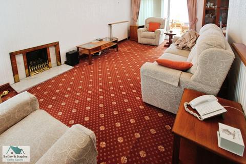 3 bedroom detached house for sale, Venables Drive, Spital
