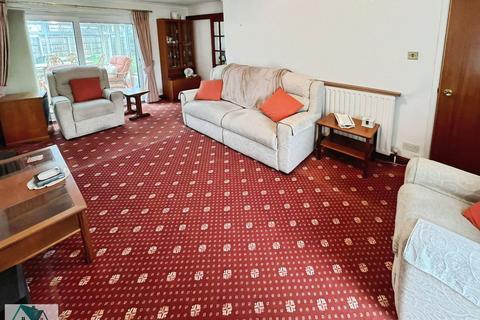 3 bedroom detached house for sale, Venables Drive, Spital
