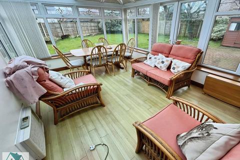 3 bedroom detached house for sale, Venables Drive, Spital