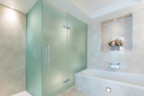 3 bedroom apartment to rent, 11-13 Young Street, London W8