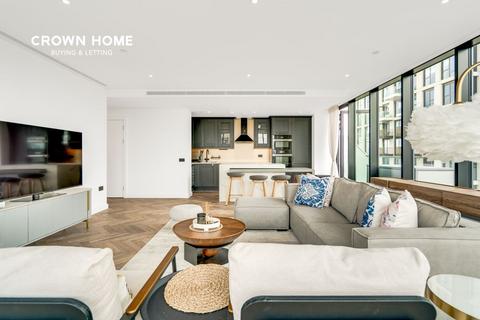 3 bedroom apartment to rent, 1 Merino Gardens, London E1W