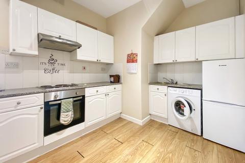2 bedroom flat to rent, Newport Road, Cardiff, CF24