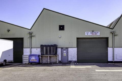 Distribution warehouse to rent, 166 Feltham Rd Ashford TW15 1YQ