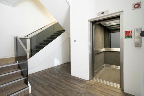 Office to rent, Union St Kingston Upon Thames KT1 1JB