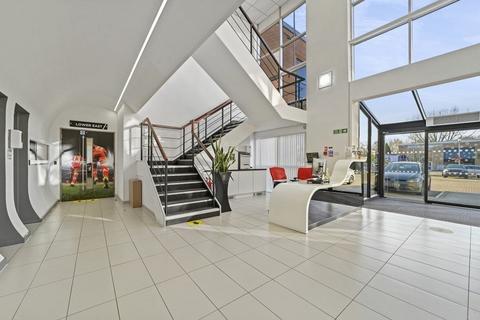 Office to rent, Plane Tree Cres Feltham TW13 7JJ