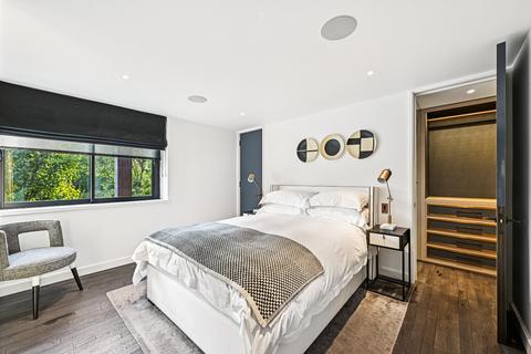 undefined, Crown Reach, 145 Grosvenor Road, London, SW1V