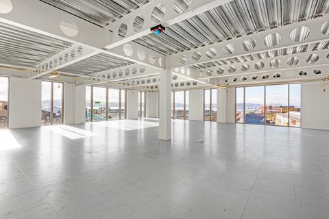 Office to rent, 2 Greenmarket Dundee DD1 4QB