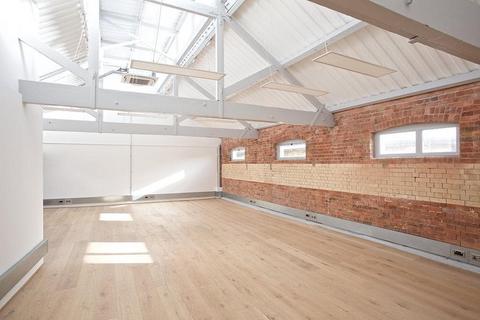 Office to rent, Marlborough Rd London N19 4NF