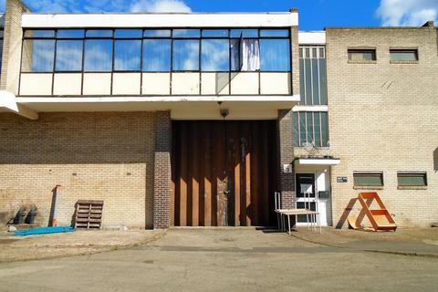 Warehouse to rent, Felixstowe Rd London SE2 9SG