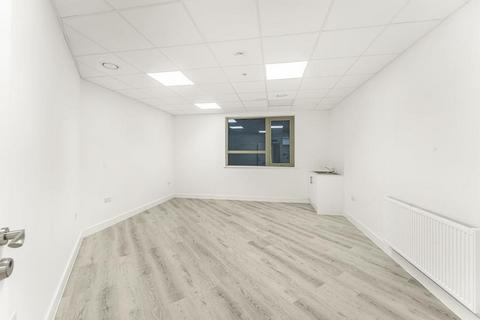 Office for sale, 208 Plaistow Rd London E13 0AL