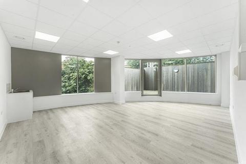 Office for sale, 208 Plaistow Rd London E13 0AL
