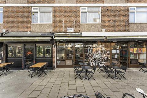Restaurant to rent, 96-106 Hoxton St London N1 6SG