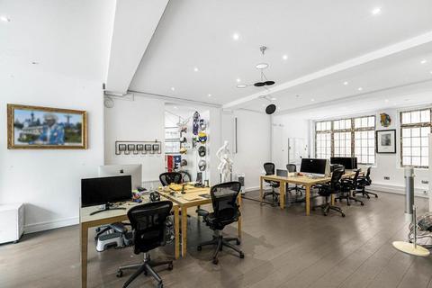 Industrial unit to rent, 2 Hoxton St London N1 6NG