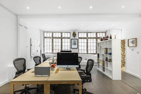Industrial unit to rent, 2 Hoxton St London N1 6NG