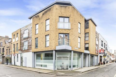 Office to rent, 2 Lant St London SE1 1QR