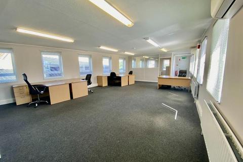 Office to rent, 110 The Causeway Heybridge CM9 4ND