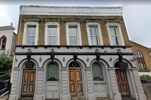 Pub to rent, 36 Lauriston Rd London E9 7EU