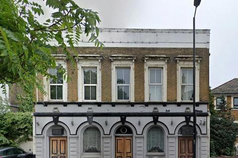 Pub to rent, 36 Lauriston Rd London E9 7EU