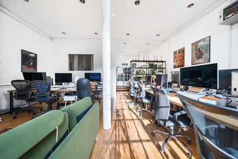 Office to rent, 38 Kingsland Rd London E2 8DD