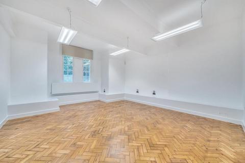 Office to rent, 29 Peckham Rd London SE5 8UA