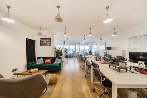 Office to rent, 38 Kingsland Rd London E2 8DD