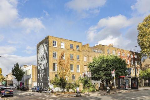 Industrial unit to rent, 237 Hackney Rd London E2 8NA