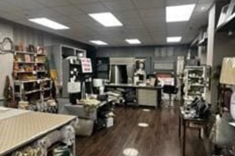 Retail property (high street) to rent, 54-56 High St West Wickham BR4 0NH
