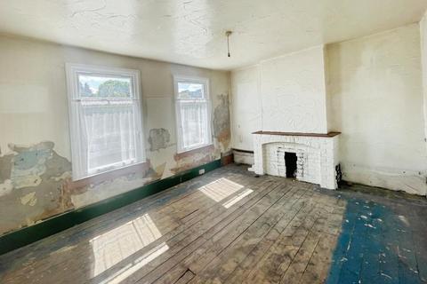 Retail property (high street) for sale, 139 Crayford Rd Crayford DA1 4AS