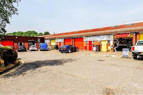 Warehouse to rent, Eckersley Rd Chelmsford CM1 1SL