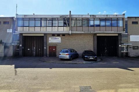 Warehouse to rent, Felixstowe Rd London SE2 9SG