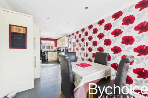 4 bedroom detached house for sale, Grenadier Road, Haverhill, Suffolk