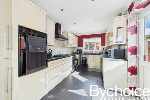 4 bedroom detached house for sale, Grenadier Road, Haverhill, Suffolk