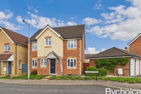 4 bedroom detached house for sale, Grenadier Road, Haverhill, Suffolk