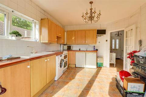 undefined, Eastwood Old Road, Leigh-on-Sea SS9