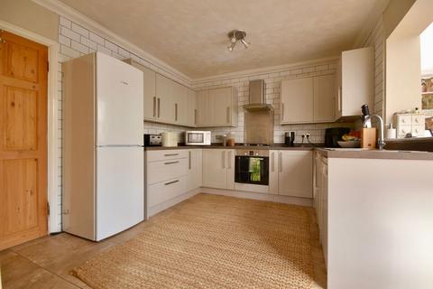 undefined, Field Lane, Derby DE21