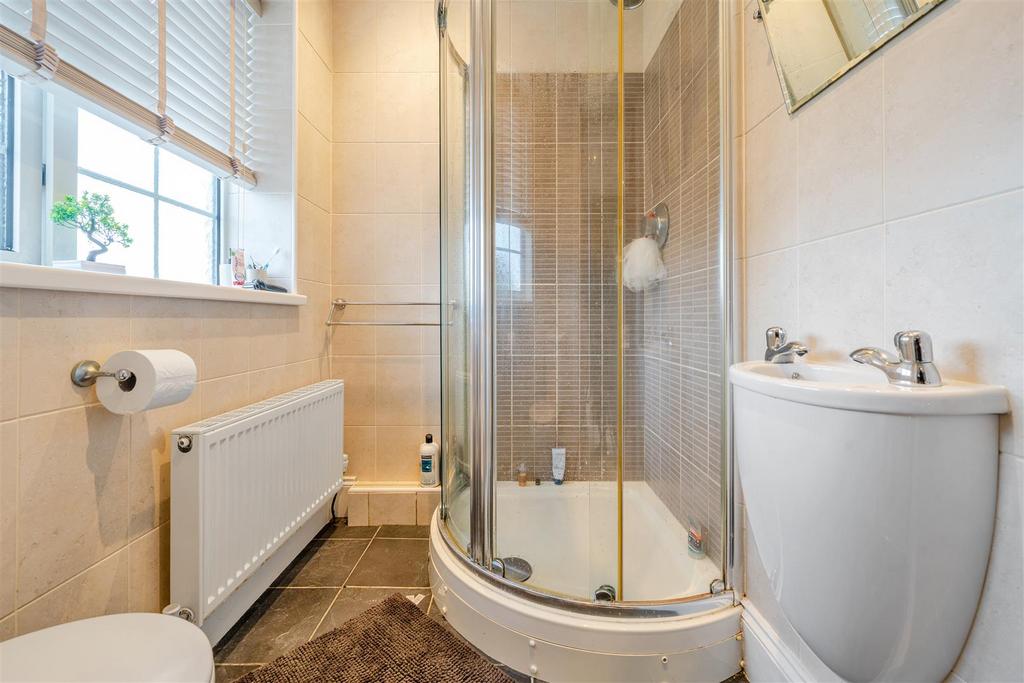 En suite shower room